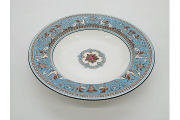 イギリス　WEDGWOOD(ウェッジウッド)　FLORENTINE TURQUOISE(フロレンティーン ターコイズ)　オーバルディッシュ　スーププレート　威風堂々としたデザインが見事なプレート3枚セット(グロテスク文様、フルーツ、果物、大皿、洋食器、英国)(R-081214)