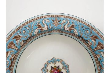 イギリス　WEDGWOOD(ウェッジウッド)　FLORENTINE TURQUOISE(フロレンティーン ターコイズ)　オーバルディッシュ　スーププレート　威風堂々としたデザインが見事なプレート3枚セット(グロテスク文様、フルーツ、果物、大皿、洋食器、英国)(R-081214)