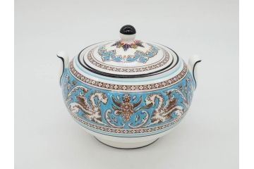 イギリス　WEDGWOOD(ウェッジウッド)　FLORENTINE TURQUOISE(フロレンティーン ターコイズ)　ティー　コーヒー　高い品格を感じるシュガーボックス・クリーマー2点セット(グロテスク文様、フルーツ、果物、ミルクジャー、ミルクポット、シュガーポット、ボンボン入れ、洋食器、英国)(R-081215)