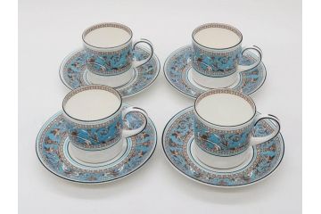 イギリス　WEDGWOOD(ウェッジウッド)　FLORENTINE TURQUOISE(フロレンティーン ターコイズ)　重厚感ある佇まいのコーヒーカップ&ソーサー4客セット(グロテスク文様、フルーツ、果物、C&S、洋食器、英国)(R-081216)
