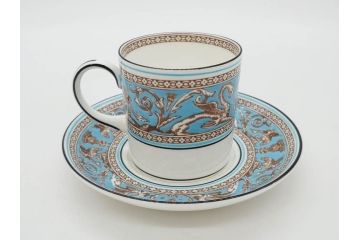 イギリス　WEDGWOOD(ウェッジウッド)　FLORENTINE TURQUOISE(フロレンティーン ターコイズ)　重厚感ある佇まいのコーヒーカップ&ソーサー4客セット(グロテスク文様、フルーツ、果物、C&S、洋食器、英国)(R-081216)