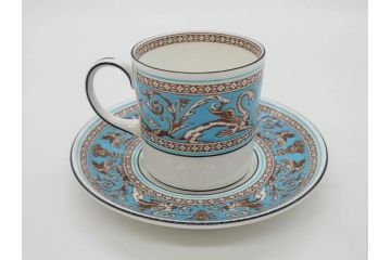 イギリス　WEDGWOOD(ウェッジウッド)　FLORENTINE TURQUOISE(フロレンティーン ターコイズ)　重厚感ある佇まいのコーヒーカップ&ソーサー4客セット(グロテスク文様、フルーツ、果物、C&S、洋食器、英国)(R-081216)