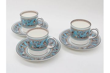 イギリス　WEDGWOOD(ウェッジウッド)　FLORENTINE TURQUOISE(フロレンティーン ターコイズ)　優雅な時間を演出するコーヒーカップ&ソーサー3客セット(グロテスク文様、フルーツ、果物、洋食器、英国)(R-081217)
