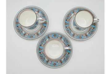 イギリス　WEDGWOOD(ウェッジウッド)　FLORENTINE TURQUOISE(フロレンティーン ターコイズ)　優雅な時間を演出するコーヒーカップ&ソーサー3客セット(グロテスク文様、フルーツ、果物、洋食器、英国)(R-081217)