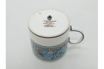 イギリス　WEDGWOOD(ウェッジウッド)　FLORENTINE TURQUOISE(フロレンティーン ターコイズ)　優雅な時間を演出するコーヒーカップ&ソーサー3客セット(グロテスク文様、フルーツ、果物、洋食器、英国)(R-081217)