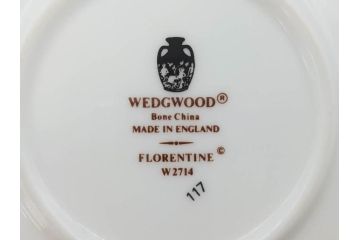 イギリス　WEDGWOOD(ウェッジウッド)　FLORENTINE TURQUOISE(フロレンティーン ターコイズ)　優雅な時間を演出するコーヒーカップ&ソーサー3客セット(グロテスク文様、フルーツ、果物、洋食器、英国)(R-081217)