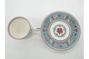 イギリス　WEDGWOOD(ウェッジウッド)　FLORENTINE TURQUOISE(フロレンティーン ターコイズ)　優雅な時間を演出するコーヒーカップ&ソーサー3客セット(グロテスク文様、フルーツ、果物、洋食器、英国)(R-081217)