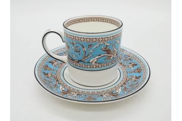 イギリス　WEDGWOOD(ウェッジウッド)　FLORENTINE TURQUOISE(フロレンティーン ターコイズ)　優雅な時間を演出するコーヒーカップ&ソーサー3客セット(グロテスク文様、フルーツ、果物、洋食器、英国)(R-081217)