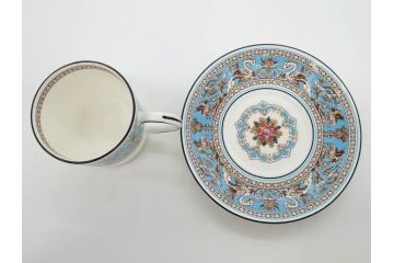 イギリス　WEDGWOOD(ウェッジウッド)　FLORENTINE TURQUOISE(フロレンティーン ターコイズ)　優雅な時間を演出するコーヒーカップ&ソーサー3客セット(グロテスク文様、フルーツ、果物、洋食器、英国)(R-081217)