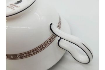 イギリス　WEDGWOOD(ウェッジウッド)　FLORENTINE TURQUOISE(フロレンティーン ターコイズ)　上品な佇まいのティーカップ&ソーサー4客セット(グロテスク文様、フルーツ、果物、ピオニー、C&S、洋食器、英国)(R-081218)