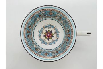 イギリス　WEDGWOOD(ウェッジウッド)　FLORENTINE TURQUOISE(フロレンティーン ターコイズ)　上品な雰囲気のティーカップ&ソーサー4客セット(グロテスク文様、フルーツ、果物、ピオニー、C&S、洋食器、英国)(R-081219)