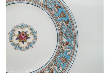 イギリス　WEDGWOOD(ウェッジウッド)　FLORENTINE TURQUOISE(フロレンティーン ターコイズ)　フォーマルな雰囲気漂うプレート9枚セット(グロテスク文様、フルーツ、果物、中皿、洋食器、英国)(R-081221)