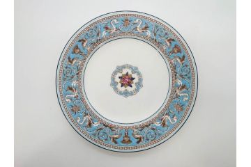 イギリス　WEDGWOOD(ウェッジウッド)　FLORENTINE TURQUOISE(フロレンティーン ターコイズ)　フォーマルな雰囲気漂うプレート9枚セット(グロテスク文様、フルーツ、果物、中皿、洋食器、英国)(R-081221)