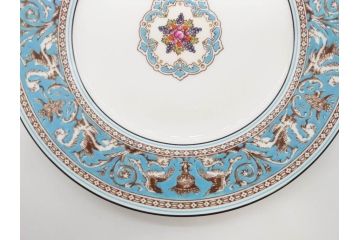 イギリス　WEDGWOOD(ウェッジウッド)　FLORENTINE TURQUOISE(フロレンティーン ターコイズ)　エキゾチックなデザインが目を引くプレート9枚セット(グロテスク文様、フルーツ、果物、中皿、洋食器、英国)(R-081222)