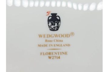イギリス　WEDGWOOD(ウェッジウッド)　FLORENTINE TURQUOISE(フロレンティーン ターコイズ)　エキゾチックなデザインが目を引くプレート9枚セット(グロテスク文様、フルーツ、果物、中皿、洋食器、英国)(R-081222)
