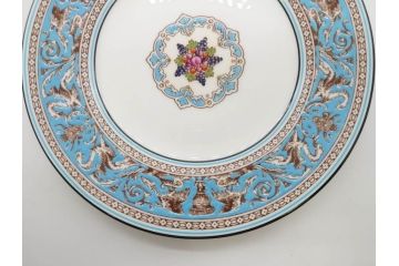 イギリス　WEDGWOOD(ウェッジウッド)　FLORENTINE TURQUOISE(フロレンティーン ターコイズ)　エキゾチックなデザインが目を引くプレート9枚セット(グロテスク文様、フルーツ、果物、中皿、洋食器、英国)(R-081222)