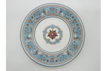 イギリス　WEDGWOOD(ウェッジウッド)　FLORENTINE TURQUOISE(フロレンティーン ターコイズ)　エキゾチックなデザインが目を引くプレート9枚セット(グロテスク文様、フルーツ、果物、中皿、洋食器、英国)(R-081222)