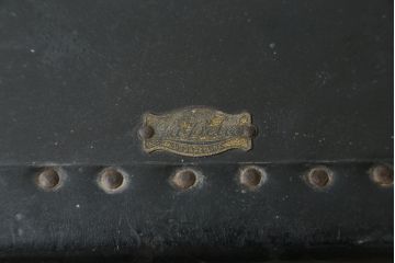 アメリカアンティーク　Butterfield Trunk.CO(バターフィールド社)　ディスプレイにもおすすめのレトロでおしゃれなトランク(船トランク、舟トランク、ブランケットボックス、トランクテーブル、センターテーブル、ローテーブル、サイドテーブル、ディスプレイ雑貨、収納箱、店舗什器)(R-081232)