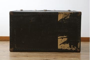 アメリカアンティーク　Butterfield Trunk.CO(バターフィールド社)　ディスプレイにもおすすめのレトロでおしゃれなトランク(船トランク、舟トランク、ブランケットボックス、トランクテーブル、センターテーブル、ローテーブル、サイドテーブル、ディスプレイ雑貨、収納箱、店舗什器)(R-081232)