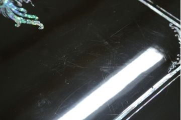 中古　美品　韓国民芸家具　孔雀　鳳凰　花鳥蝶図　豪華絢爛の螺鈿(ラデン)細工が見事なキャビネット(収納棚、戸棚、サイドキャビネット)(定価約65万円)(R-081236)