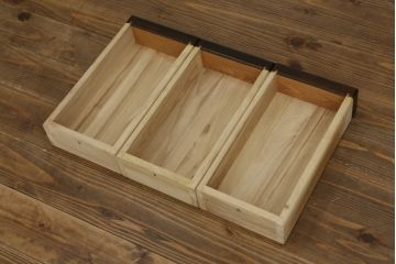中古　欅(ケヤキ)材　上質な和空間を演出する関西火鉢(囲炉裏、座卓、木製火鉢、長火鉢、ローテーブル)(R-081240)