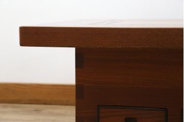 中古　欅(ケヤキ)材　上質な和空間を演出する関西火鉢(囲炉裏、座卓、木製火鉢、長火鉢、ローテーブル)(R-081240)