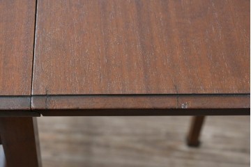 イギリスアンティーク　マホガニー材　洗練されたデザインが気品を感じるバタフライテーブル　(R-081243)