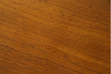 イギリスヴィンテージ　Austinsuite(オースティンスイート)　チーク材　シンプルなデザインが魅力のサイドボード　(R-081246)