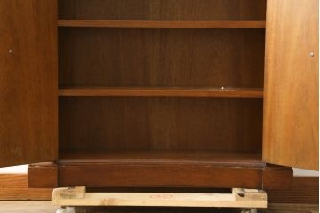 中古　DREXEL HERITAGE(ドレクセルヘリテイジ)　Triune(トライユン)　クラシカルな佇まいが魅力のコンソールテーブル(ホールチェスト、サイドボード、収納棚、戸棚、キャビネット)(定価約34万円)(R-081247)