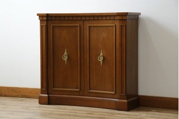 中古　DREXEL HERITAGE(ドレクセルヘリテイジ)　Triune(トライユン)　クラシカルな佇まいが魅力のコンソールテーブル(ホールチェスト)　定価約34万円相当　(R-081247)