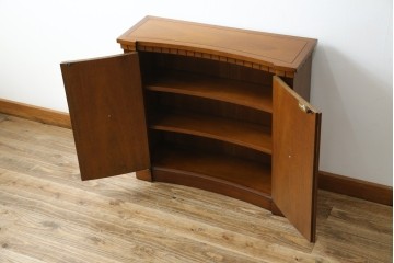 中古　DREXEL HERITAGE(ドレクセルヘリテイジ)　Triune(トライユン)　クラシカルな佇まいが魅力のコンソールテーブル(ホールチェスト)　定価約34万円相当　(R-081247)