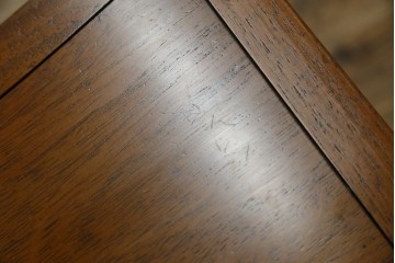 中古　DREXEL HERITAGE(ドレクセルヘリテイジ)　Triune(トライユン)　クラシカルな佇まいが魅力のコンソールテーブル(ホールチェスト)　定価約34万円相当　(R-081247)