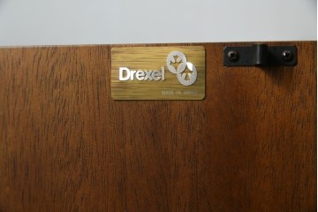 中古　DREXEL HERITAGE(ドレクセルヘリテイジ)　Triune(トライユン)　クラシカルな佇まいが魅力のコンソールテーブル(ホールチェスト)　定価約34万円相当　(R-081247)