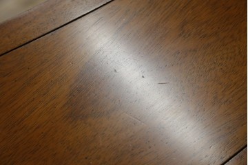 中古　DREXEL HERITAGE(ドレクセルヘリテイジ)　Triune(トライユン)　クラシカルな佇まいが魅力のコンソールテーブル(ホールチェスト)　定価約34万円相当　(R-081247)