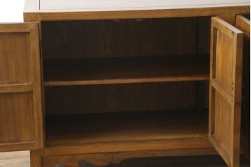 中古　李朝家具　モリジャン　アンティーク調　オリエンタルなデザインのサイドボード(サイドキャビネット、収納棚、戸棚)(R-081248)