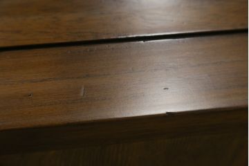 中古　李朝家具　モリジャン　アンティーク調　オリエンタルなデザインのサイドボード(サイドキャビネット、収納棚、戸棚)(R-081248)
