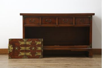 中古　美品　真鍮(しんちゅう)金具　韓国工芸家具　モリジャン　異国情緒の雰囲気漂うオリエンタルなサイドボード(収納棚、戸棚、引き出し)(R-081250)