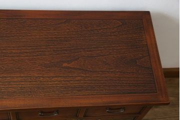 中古　美品　真鍮(しんちゅう)金具　韓国工芸家具　モリジャン　異国情緒の雰囲気漂うオリエンタルなサイドボード(収納棚、戸棚、引き出し)(R-081250)