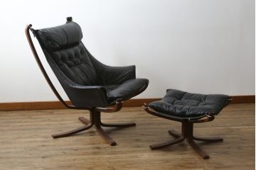 北欧ビンテージ　美品　ノルウェー　バットネ(Vatne)　スペシャル　オットマン付きは珍しい!くつろぎ感が抜群のファルコンチェアとオットマンセット(ラウンジチェア、アームレスチェア、フットスツール、椅子、イス、ヴィンテージ)(R-081252)