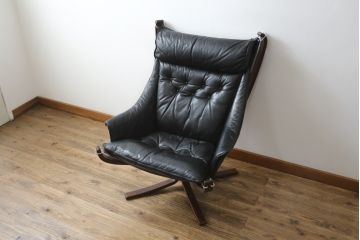 北欧ビンテージ　美品　ノルウェー　バットネ(Vatne)　スペシャル　オットマン付きは珍しい!くつろぎ感が抜群のファルコンチェアとオットマンセット(ラウンジチェア、アームレスチェア、フットスツール、椅子、イス、ヴィンテージ)(R-081252)