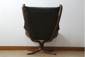北欧ビンテージ　美品　ノルウェー　バットネ(Vatne)　スペシャル　オットマン付きは珍しい!くつろぎ感が抜群のファルコンチェアとオットマンセット(ラウンジチェア、アームレスチェア、フットスツール、椅子、イス、ヴィンテージ)(R-081252)