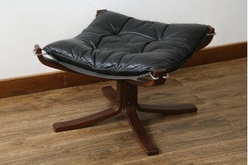 北欧ビンテージ　美品　ノルウェー　バットネ(Vatne)　スペシャル　オットマン付きは珍しい!くつろぎ感が抜群のファルコンチェアとオットマンセット(ラウンジチェア、アームレスチェア、フットスツール、椅子、イス、ヴィンテージ)(R-081252)