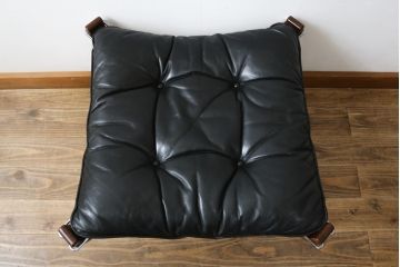 北欧ビンテージ　美品　ノルウェー　バットネ(Vatne)　スペシャル　オットマン付きは珍しい!くつろぎ感が抜群のファルコンチェアとオットマンセット(ラウンジチェア、アームレスチェア、フットスツール、椅子、イス、ヴィンテージ)(R-081252)