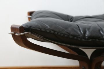北欧ビンテージ　美品　ノルウェー　バットネ(Vatne)　スペシャル　オットマン付きは珍しい!くつろぎ感が抜群のファルコンチェアとオットマンセット(ラウンジチェア、アームレスチェア、フットスツール、椅子、イス、ヴィンテージ)(R-081252)