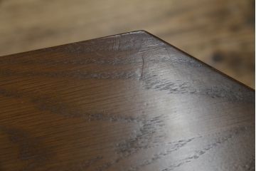 中古　オーク材　ステンドグラス入り　落ち着きのある色味と上品なデザインが魅力的なコーナーテレビボード(テレビ台、収納棚、戸棚、ローボード)(R-081255)