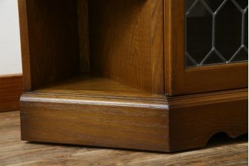 中古　オーク材　ステンドグラス入り　落ち着きのある色味と上品なデザインが魅力的なコーナーテレビボード(テレビ台、収納棚、戸棚、ローボード)(R-081255)