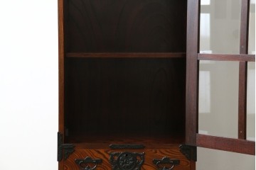 中古　美品　希少サイズ　岩谷堂箪笥　力強い木目と重厚感のある金具が目を惹くキャビネット　(R-081259)