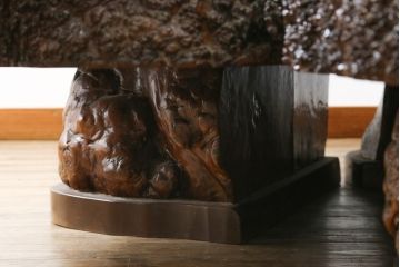 和製ビンテージ　花梨(カリン)材　天板厚14cm　自然の造形美が存在感を放つ超極厚天板一枚の座卓(ローテーブル、センターテーブル、リビングテーブル、ヴィンテージ)(R-081261)