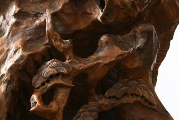 和製ビンテージ　躍動感を感じる荒々しい天然木に松と馬群(双馬)の彫刻を施した見事な置物(木彫り、オブジェ、置き物、ディスプレイ、衝立て、衝い立て、つい立て、ヴィンテージ)(当時約200万円で購入)(R-081262)