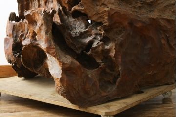 和製ビンテージ　躍動感を感じる荒々しい天然木に松と馬群(双馬)の彫刻を施した見事な置物(木彫り、オブジェ、置き物、ディスプレイ、衝立て、衝い立て、つい立て、ヴィンテージ)(当時約200万円で購入)(R-081262)